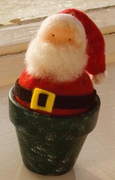 MUÑECA EN MACETA - PAPA NOEL